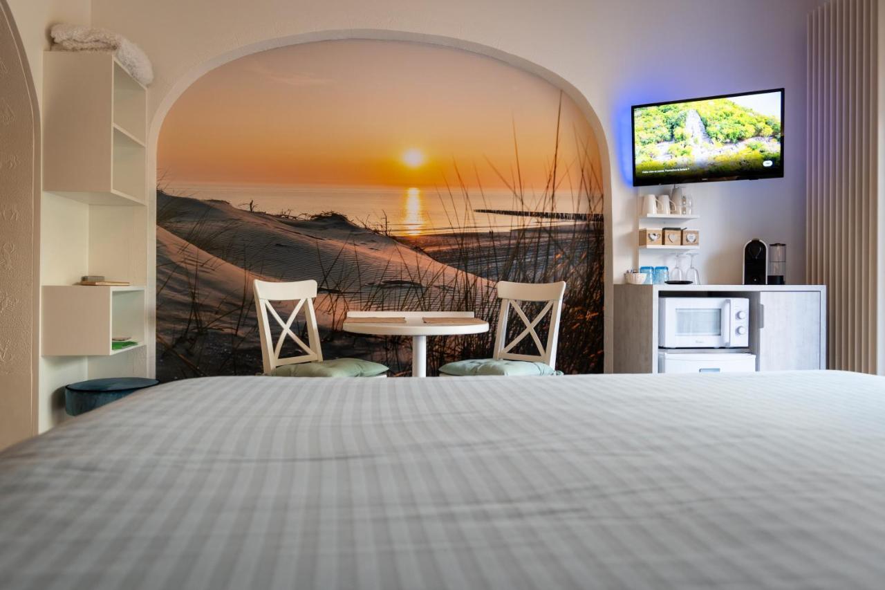 Vikingen Bed & Breakfast Westende Bagian luar foto